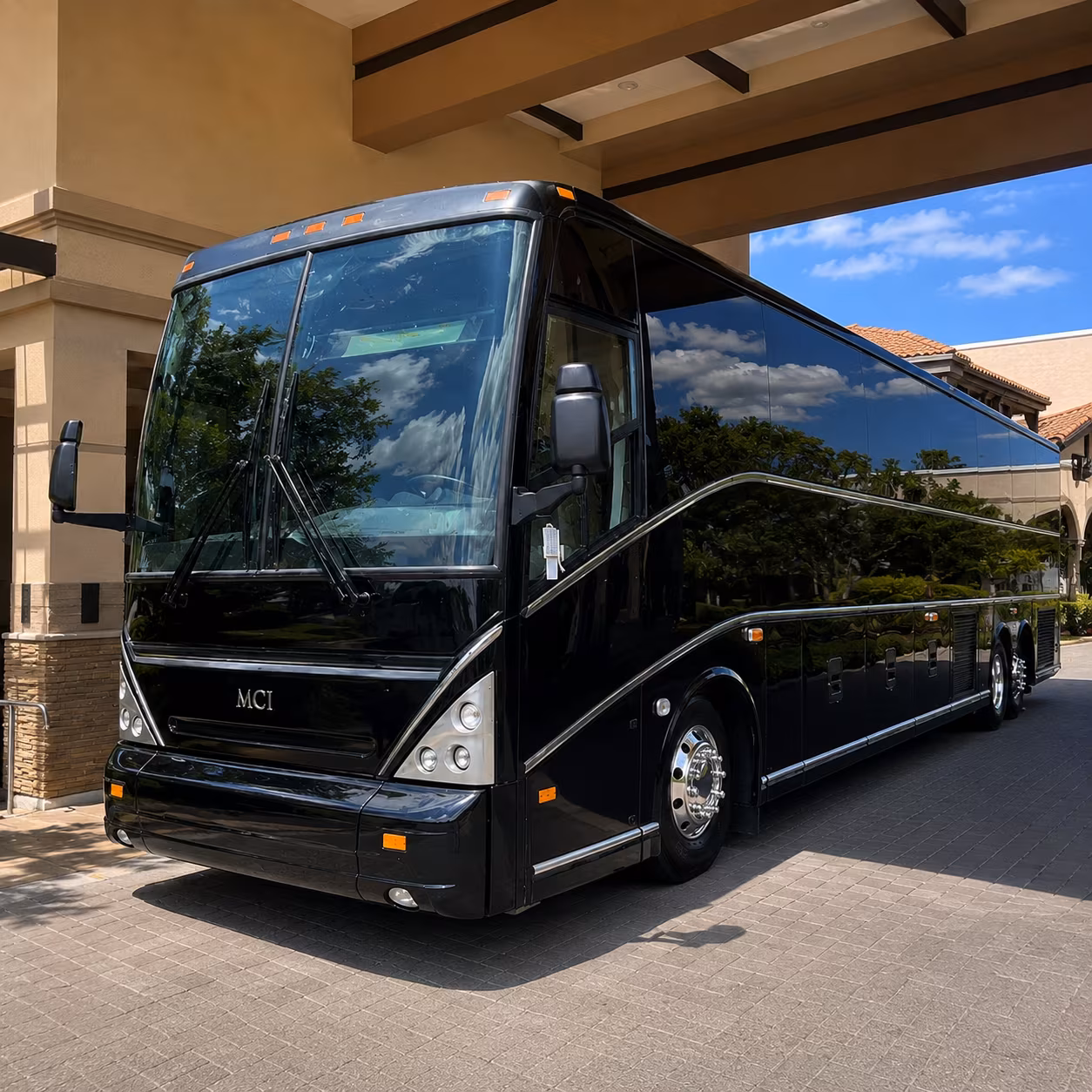 charter bus trips from st paul to rochester fargo and des moines