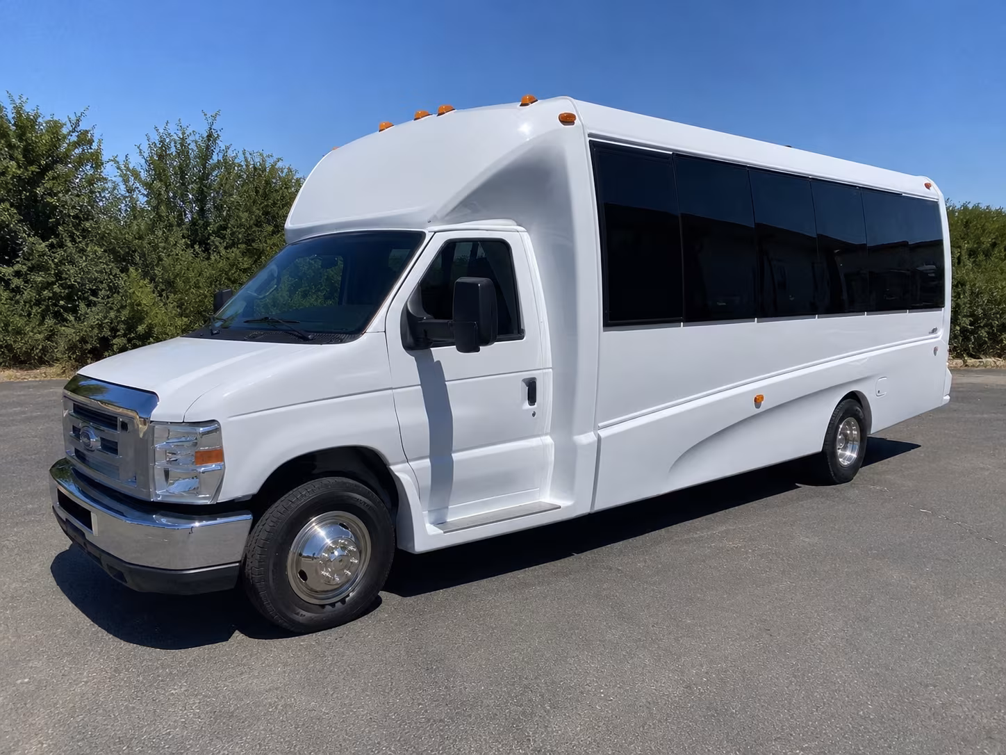 st paul new years eve party bus rental