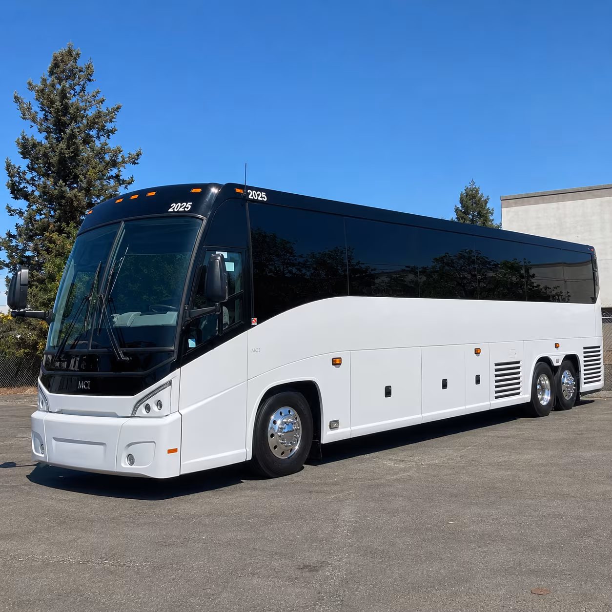 weekly worship shuttle buses for st paul congregations